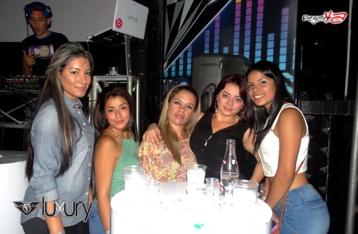 Foto 34 de Luxury - 2do FDS de Oct en Discoteca Luxury Medellin, Medellín