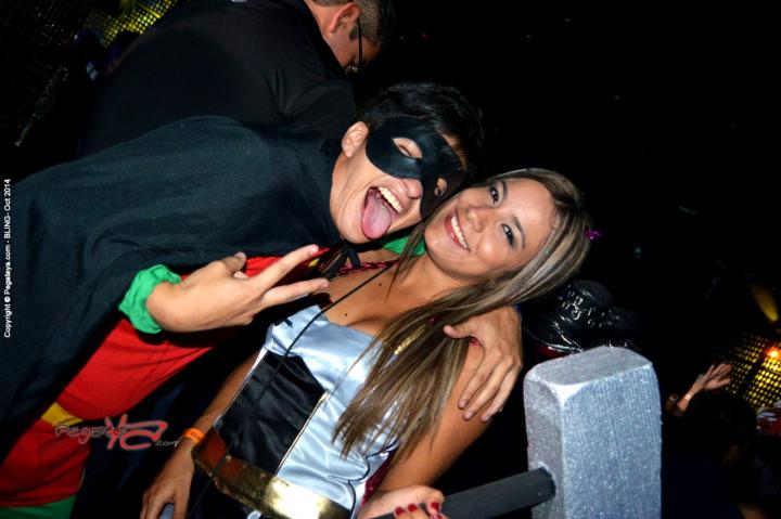 Foto 154 de Bling viernes 31 de octubre de 2014 en Bar Bling Bucaramanga, Bucaramanga