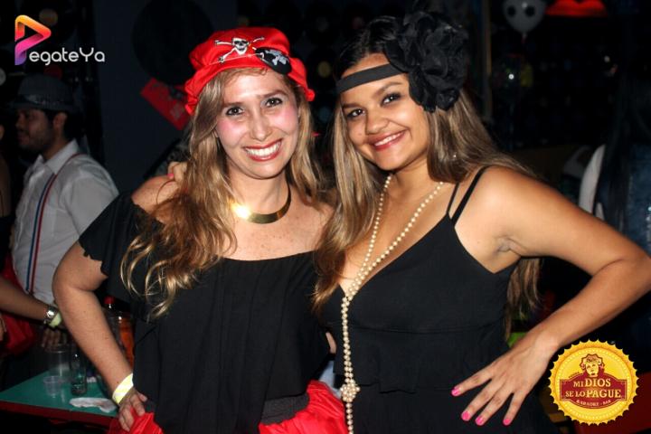 Foto 9 de Mi Dios Se Lo Pague - Halloween 2015 en Fonda Mi Dios Se Lo Pague, Cali