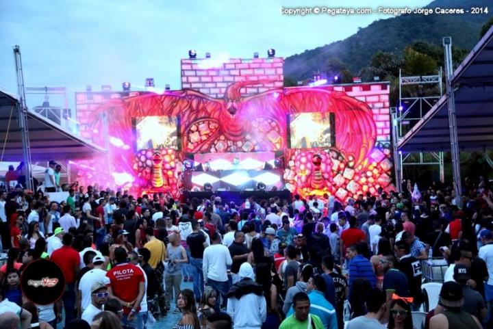 Foto 124 de TOMORROWLAKE Lago Calima en Fiestas Colombia, Medellín