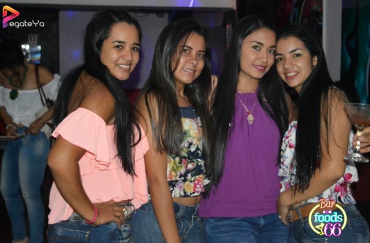 Foto 2 de Bar And Foods 66 - 4to FDS Agosto 2016 en Bar And Foods 66, Cali