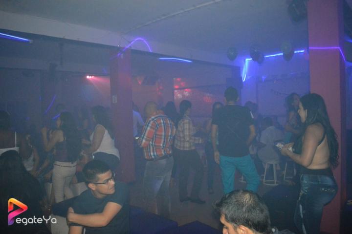 Foto 4 de Ahma Bar - 5to FDS Mayo 2015 en Ahma Cali, Cali