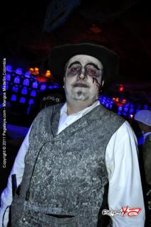 Foto 132 de Mangos Halloween 2011 en Discoteca Mangos Medellin, Medellín
