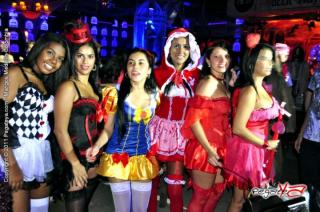 Foto 149 de Mangos Halloween 2011 en Discoteca Mangos Medellin, Medellín