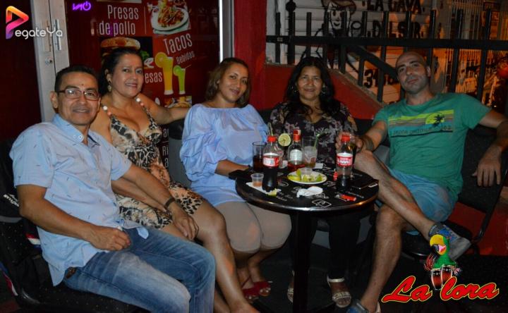 Foto 9 de La Lora - 5to Fds Julio 2017 en La Lora Bar, Cali