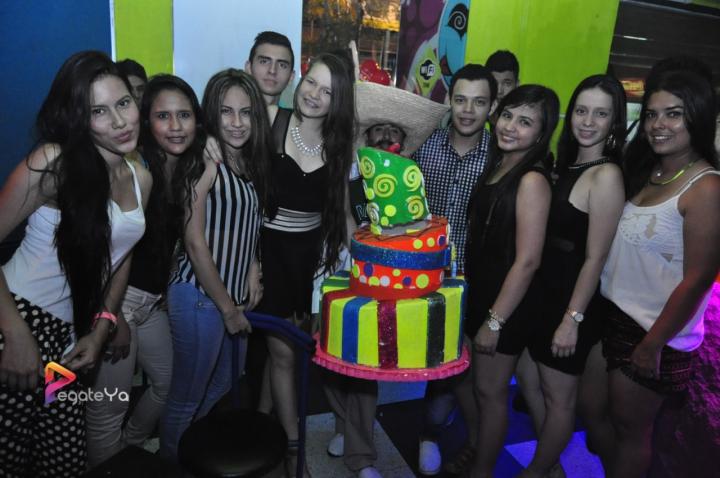 Foto 6 de El Manicomio sábado 09 de mayo 2015 en Discoteca El Manicomio Bucaramanga, Bucaramanga