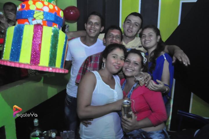 Foto 28 de El Manicomio sábado 30 de mayo 2015 en Discoteca El Manicomio Bucaramanga, Bucaramanga