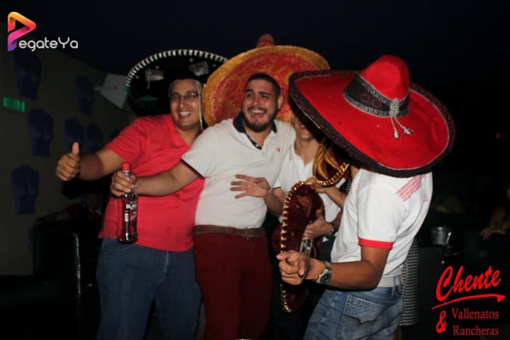 Foto 6 de Chente - 2do FDS Oct 2015 en CHENTE Vallenatos y Rancheras, Cali