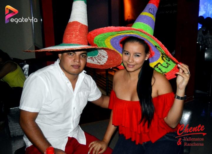 Foto 16 de CHENTE - 4to FDS FEBRERO 2016 en CHENTE Vallenatos y Rancheras, Cali