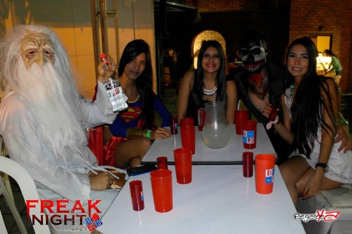 Foto 410 de Lolas - Halloween 2014 en Lolas Club Menga Cali, Cali