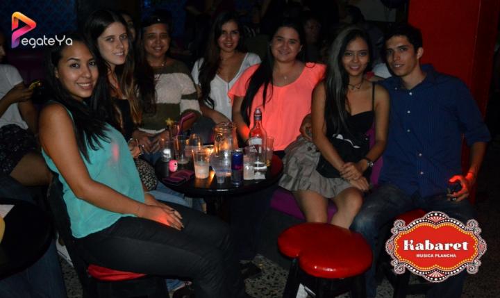 Foto 28 de Kabaret Bar - 4to FDS Mayo 2015 en Kabaret - Granada, Cali