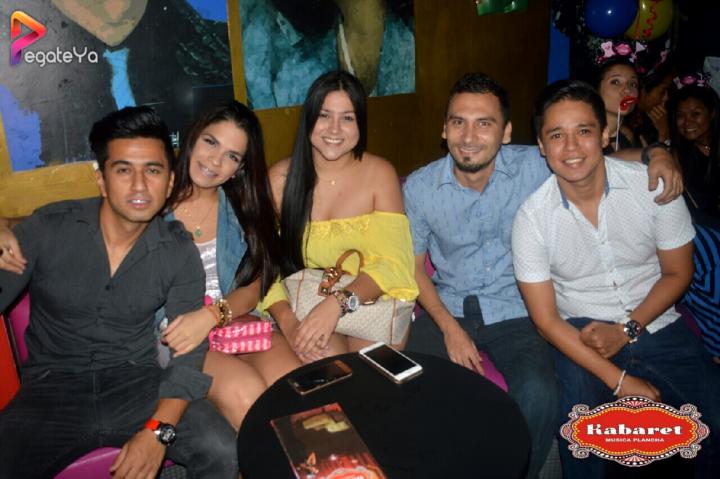 Foto 23 de Kabaret Bar - 1er Fds Mayo 2017 en Kabaret - Granada, Cali