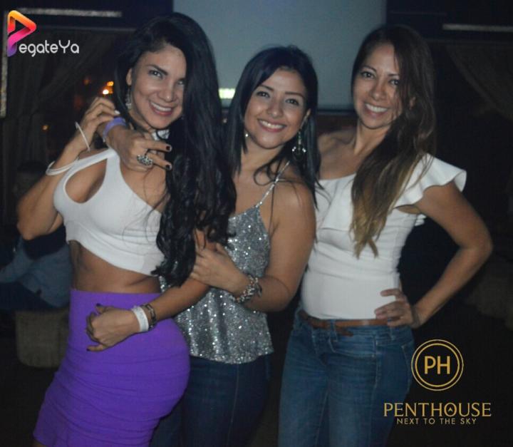 Foto 2 de Penthouse Club - 4to FDS Mayo 2017 en Penthouse 1800, Cali