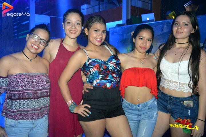 Foto 10 de Favela Club - 3er / 4to Fds Enero 2017 en Favela Club Menga, Cali
