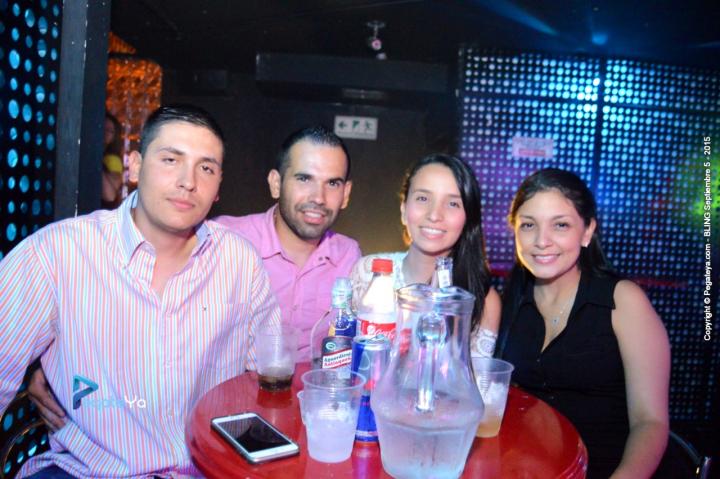 Foto 18 de BLING - sabado 5 Sep 2015 en Bar Bling Bucaramanga, Bucaramanga