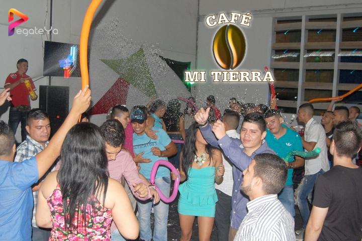 Foto 9 de Cafe Mi Tierra- 1er Fds Abril 2016 en Cafe Mi Tierra, Cali