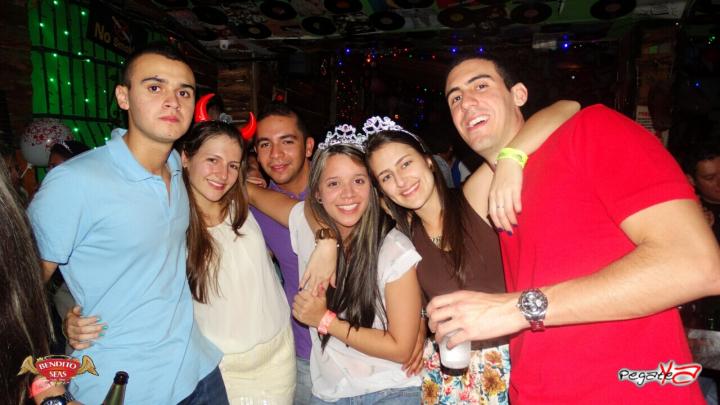Foto 77 de Bendito Seas - Septiembre 06 en Discoteca Bendito Seas Medellin, Medellín