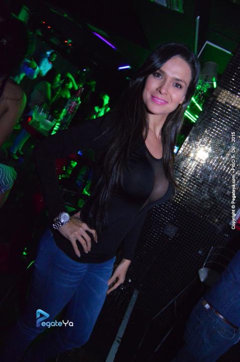 Foto 12 de PISO 5 - sabado 19 DIC 2015 en Bar Bling Bucaramanga, Bucaramanga