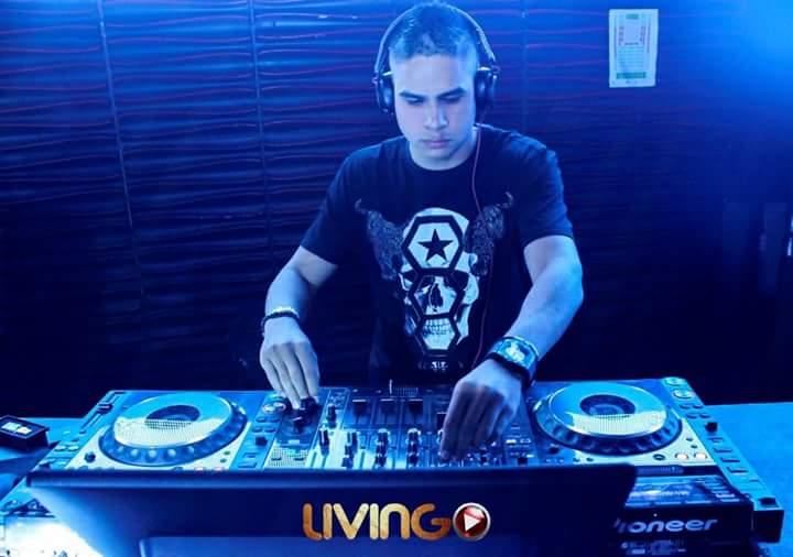 Foto 22 de Living - 3er Fds Julio 2017 en Living Night Club, Cali