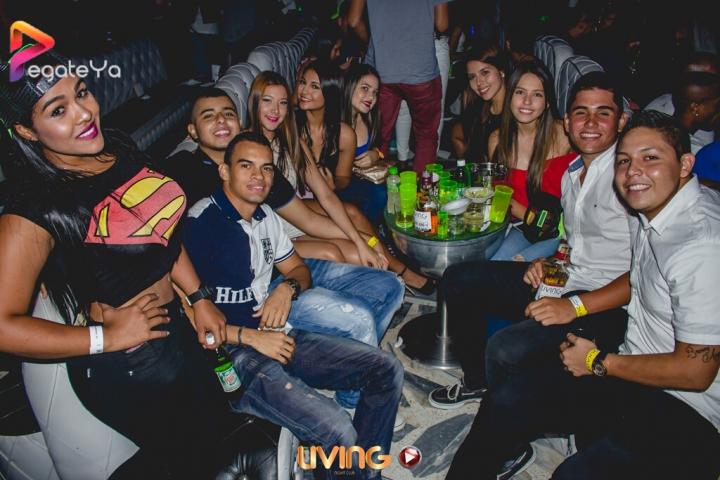 Foto 42 de Living - 1er & 2do Fds Agosto 2016 en Living Night Club, Cali