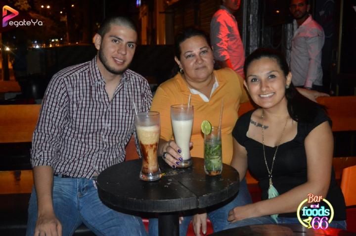 Foto 3 de Bar And Foods 66 - 4to FDS Agosto 2016 en Bar And Foods 66, Cali