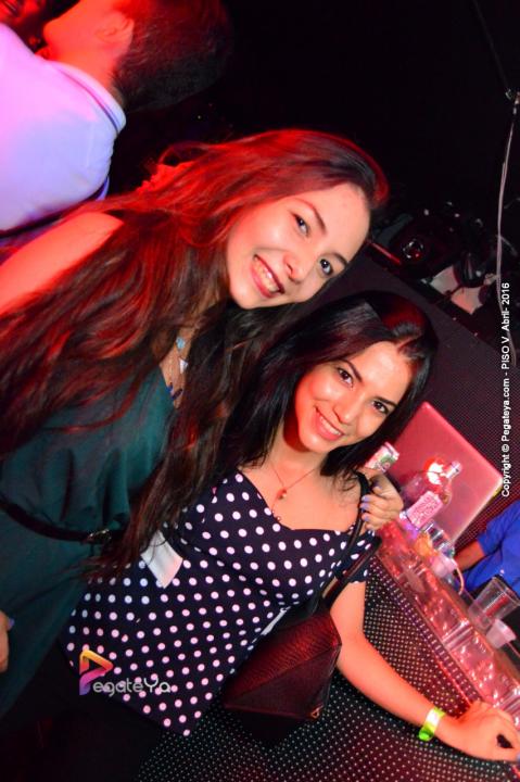 Foto 23 de Piso V - Sabado 9 abril de 2016 en Bar Piso V Bucaramanga, Bucaramanga