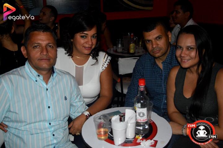 Foto 39 de Ampm Bar - AMOR & AMISTAD 2016 en Am / PM Bar - Cali, Cali