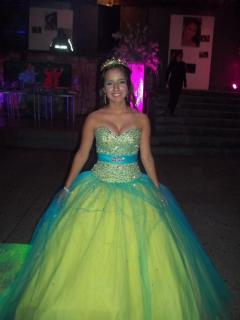 Foto 7 de Los 15 de Mapis Gomez en Los 15 de Mapis Gomez
