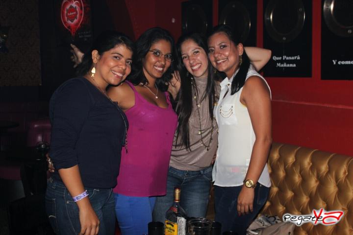 Foto 6 de Kabaret - Julio 12 en Kabaret - Granada, Cali