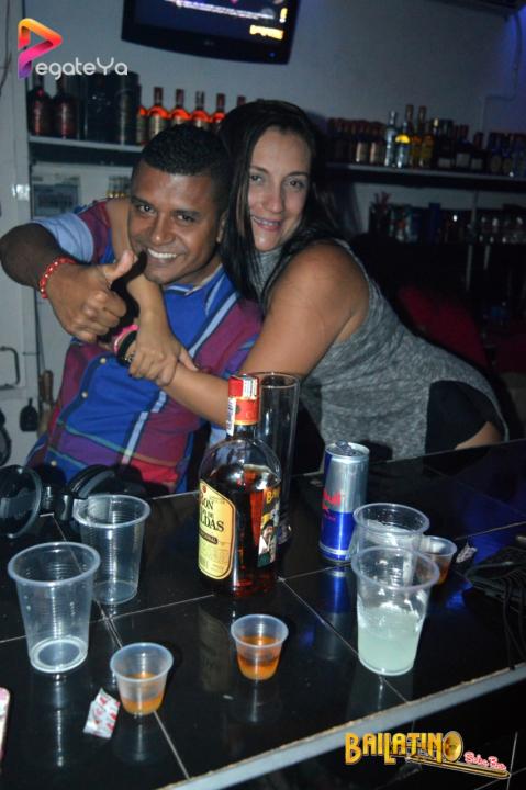 Foto 37 de Bailatino - 1er & 4to Fds Oct 2016 en Bailatino - Bar, Cali