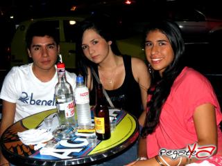 Foto 5 de Abril 6 del 2013 en El Rancho Bar