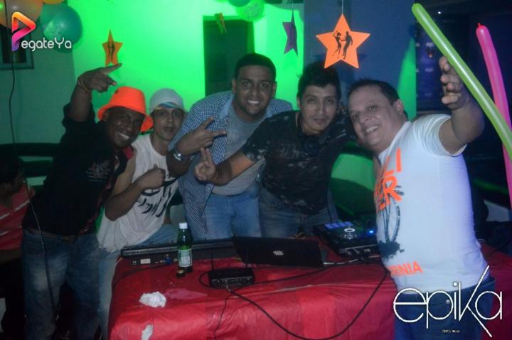 Foto 16 de Epika - 1er5 FDS Oct 2015 en Epika Night Club, Cali