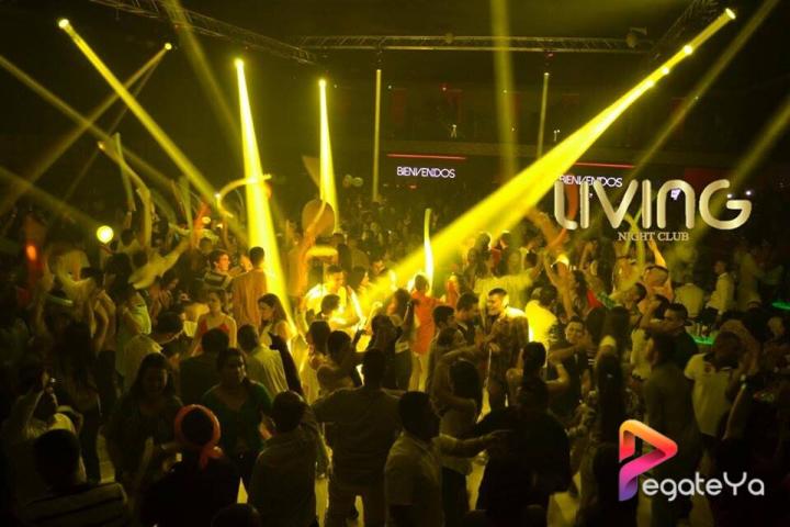 Foto 24 de Living Night Club - 1er fds Mayo 2016 en Living Night Club, Cali