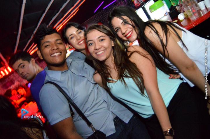 Foto 52 de PISO V - 12 marzo 2016 en Bar Piso V Bucaramanga, Bucaramanga