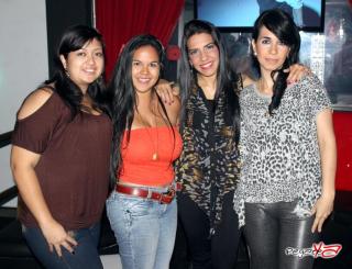 Foto 6 de Noviembre 16 del 2013 en Black Jack Food & Drinks