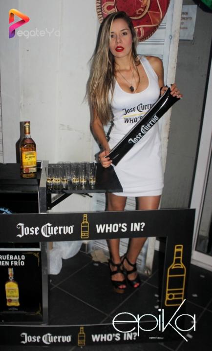 Foto 14 de Epika - 2do FDS Dic. 2015 en Epika Night Club, Cali