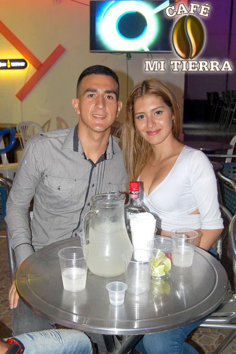 Foto 13 de Cafe mi Tierra - 3er Fds Abril 2016 en Cafe Mi Tierra, Cali