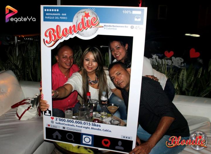 Foto 48 de Blondie - Amor y Amistad 2015 en Blondie Bar Cali, Cali
