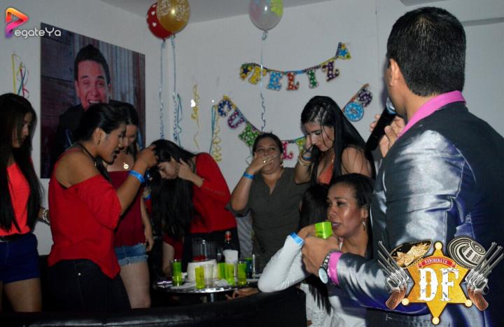 Foto 25 de EL DF - 3er FDS Julio 2017 en El DF Club Discoteca