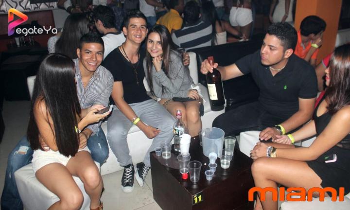 Foto 11 de Miami Bar - 3er FDS Oct 2015 en Miami Bar Cali, Cali