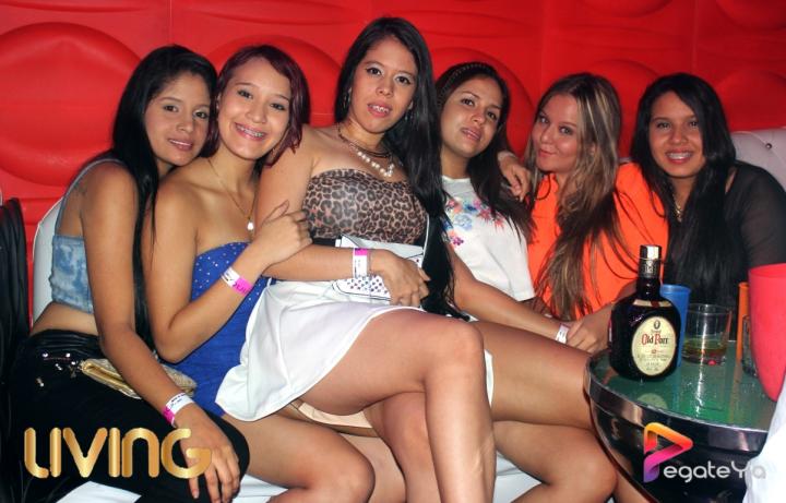 Foto 8 de Living - Enero 17 y 24 del 2015 en Living Night Club, Cali