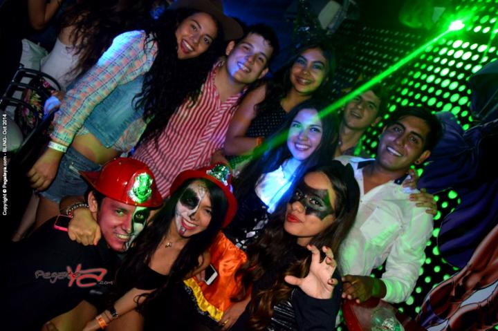 Foto 71 de Bling viernes 31 de octubre de 2014 en Bar Bling Bucaramanga, Bucaramanga