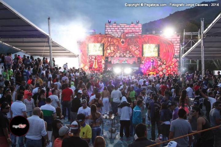 Foto 126 de TOMORROWLAKE Lago Calima en Fiestas Colombia, Medellín
