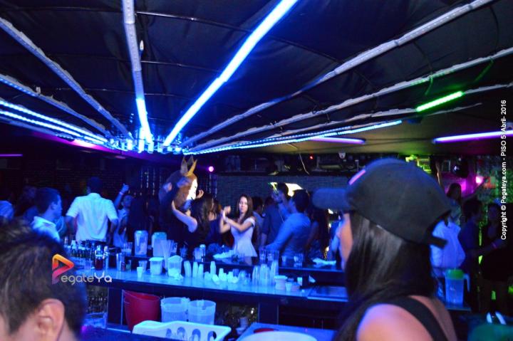 Foto 9 de PISO V - Sabado 2 de abril 2016 en Bar Piso V Bucaramanga, Bucaramanga