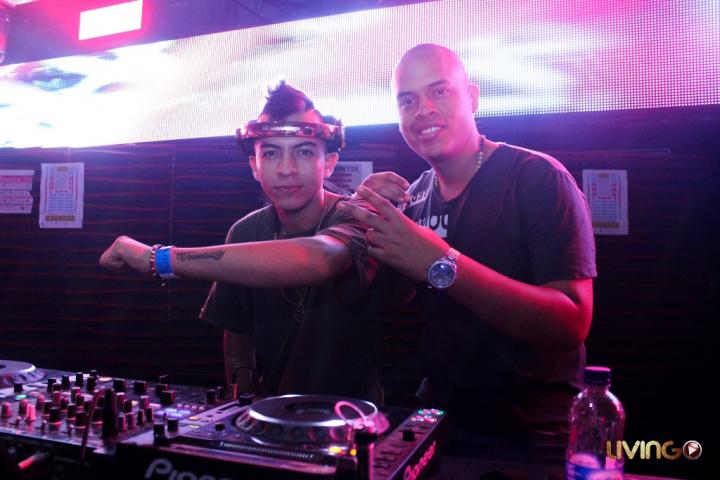 Foto 24 de Living - 1er Fds Junio 2017 en Living Night Club, Cali