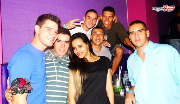 Foto 40 de Sampues - 3er FS Octubre en Discoteca Sam Pues Medellin, Medellín