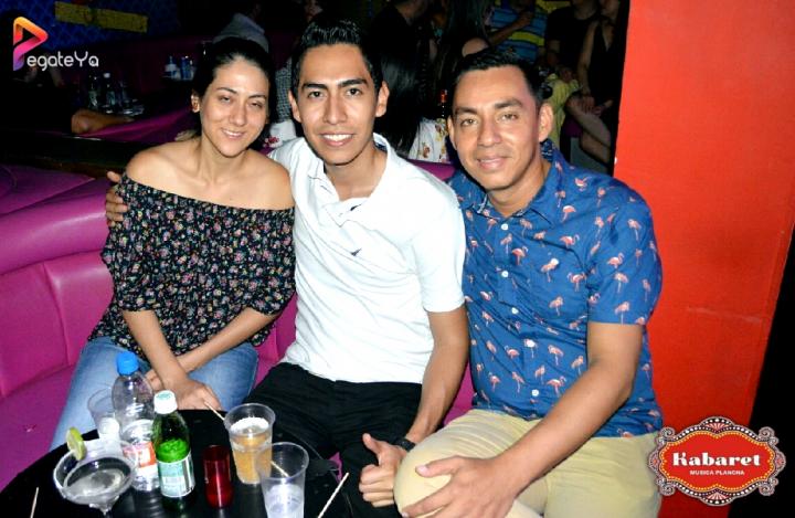 Foto 17 de Kabaret Bar - 3er Fds Abril 2017 en Kabaret - Granada, Cali