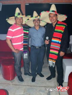 Foto 4 de Jalisco - Karaoke Bar - Agosto 10 en Jalisco, Cali