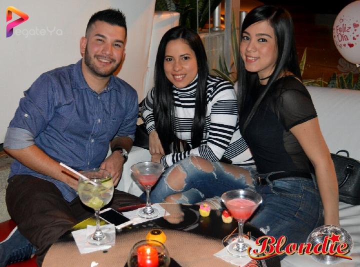 Foto 38 de Blondie - AMOR & AMISTAD 2016 en Blondie Bar Cali, Cali