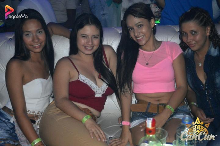 Foto 23 de Dubai & Cancun Night Club - 1er FDS Feb en Dubai Night Club